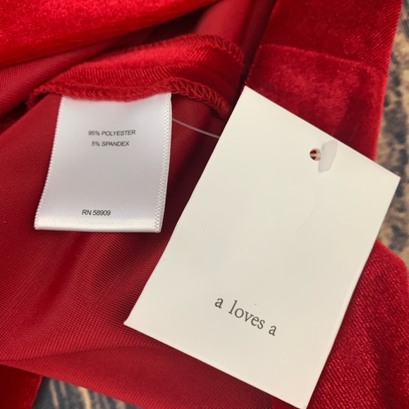 A loves Velvet Long sleeve My Valentine Red Dress - Picture 3 of 8